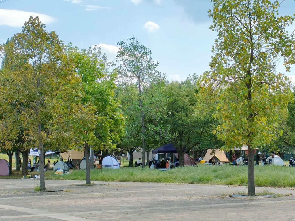 第3回ライティングコンテスト佳作「利便性と住みやすさを程よく兼ね備えた街　楠葉」（ライター：さわさん）の枚方市にある山田池公園の写真